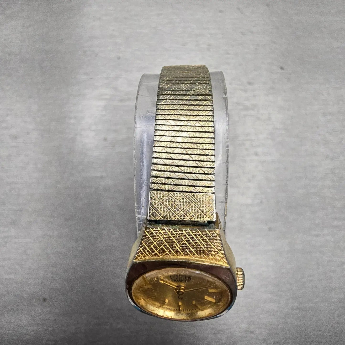 Citizen CQ Watch Women 18mm Gold Dial Gold Tone Round 4-832779 New Battery VTG5