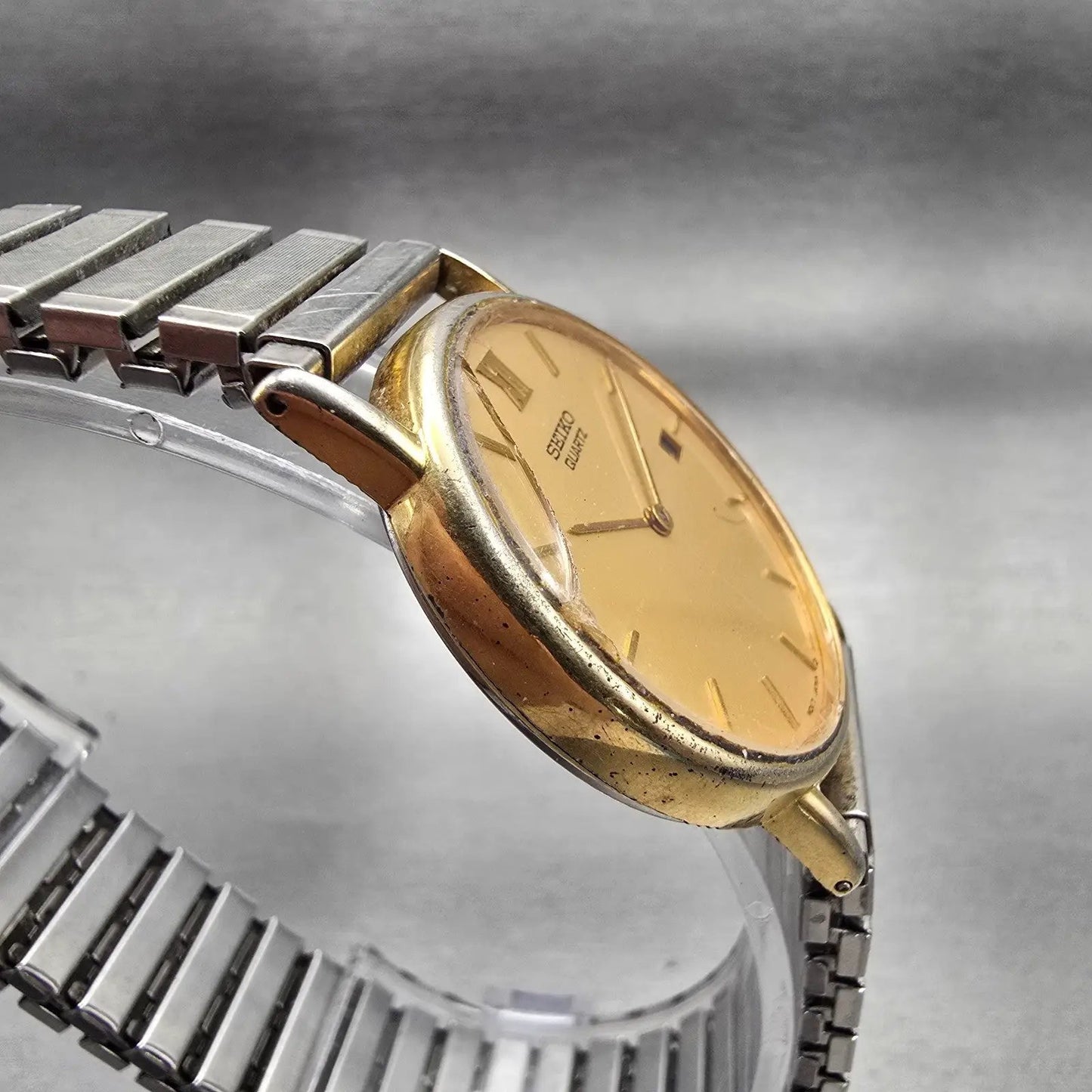 Seiko Watch Men 32mm Gold Dial Gold Tone Date Round 5Y39-7010 New Battery VTG3