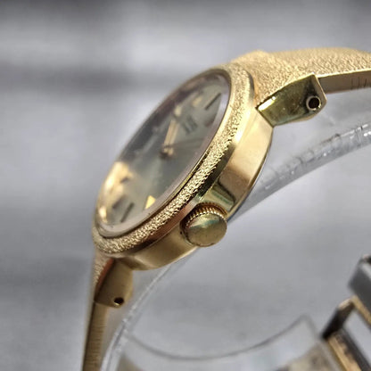 Seiko Watch Women 21mm Gold Dial Gold Tone Round 2320-0051 New Battery Vintage2