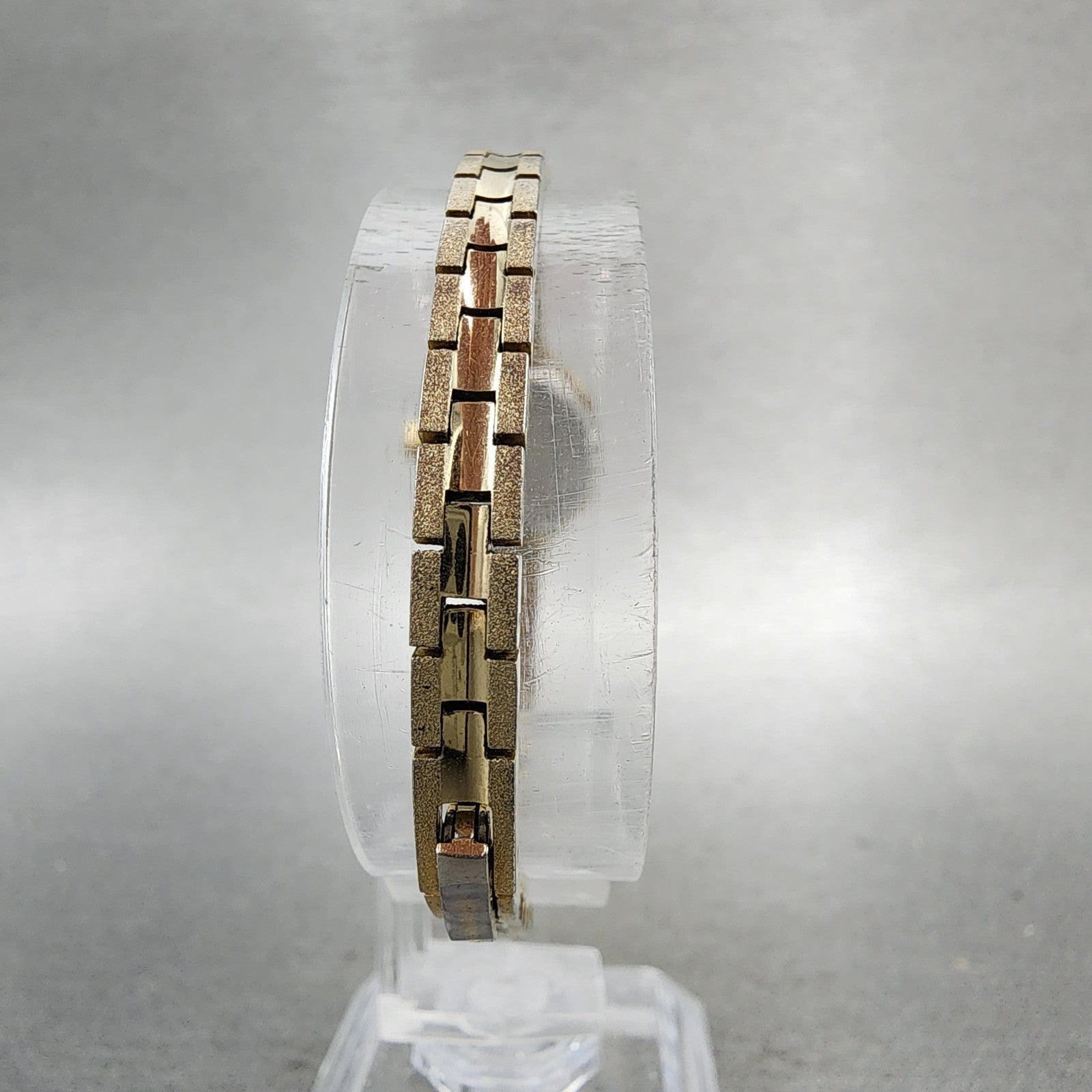 Citizen CQ Watch Women 17mm Black Dial Gold Tone Square 5920S49780 New Battery7