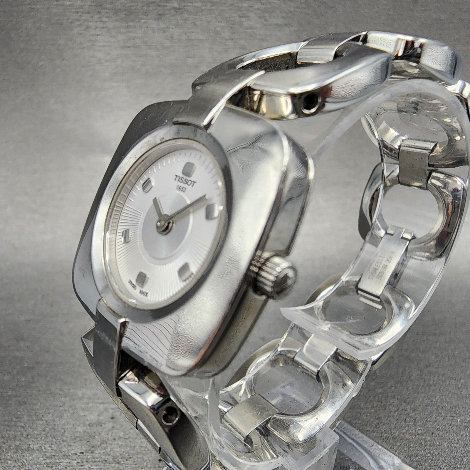 Tissot OdaciT Watch Women 26mm White Dial Stainless Steel Square New Battery2
