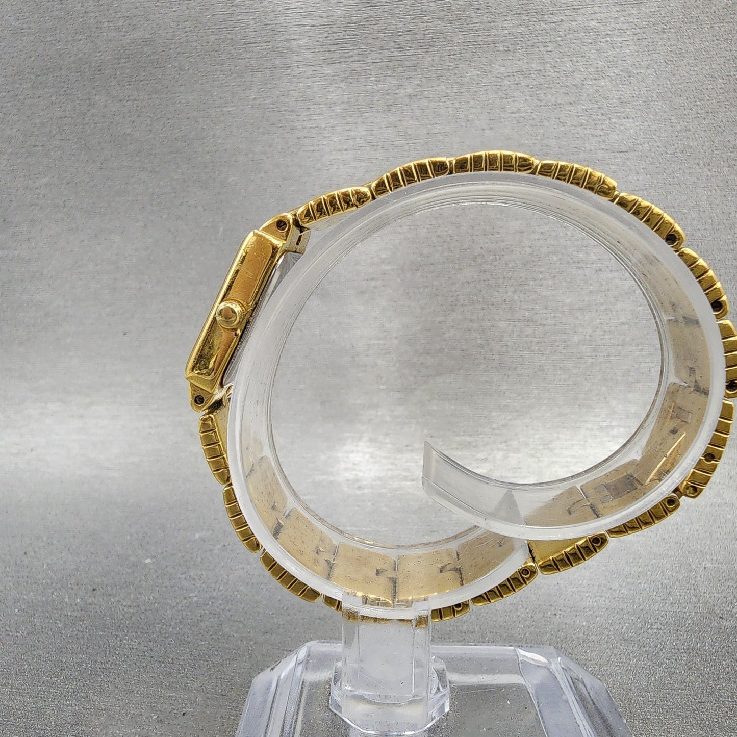 Bulova Tank Watch Women 16mm White Dial Gold Tone Rectangle 97S42 New Battery6