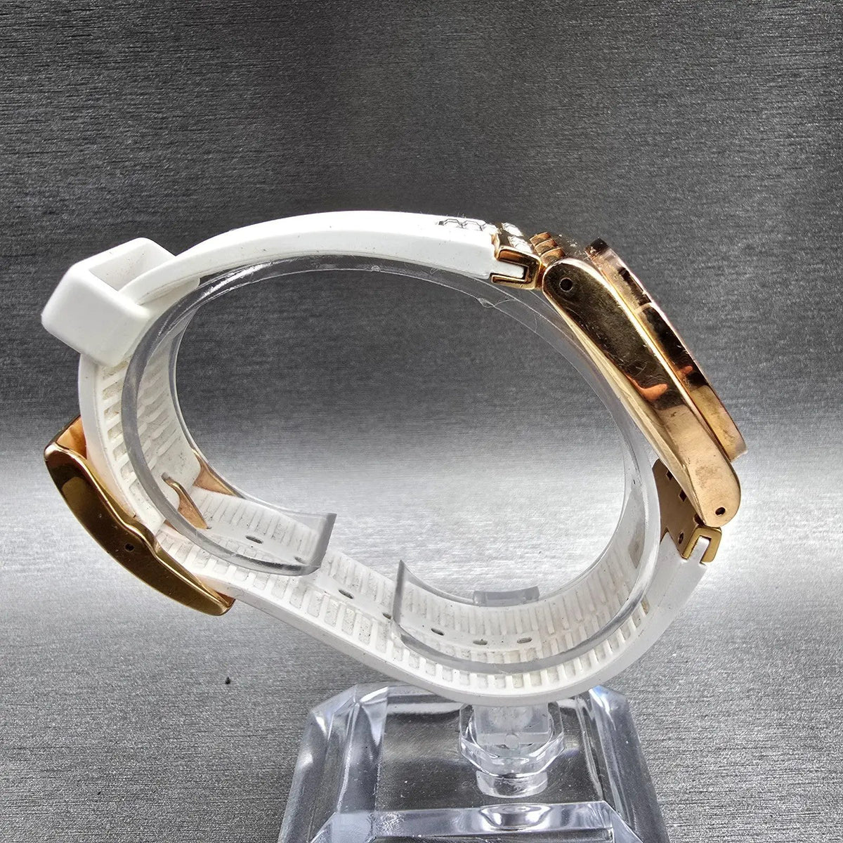 Swatch Irony Fancy Me Pink Gold Watch Women 33mm Gemmed Date YLG403 New Battery8