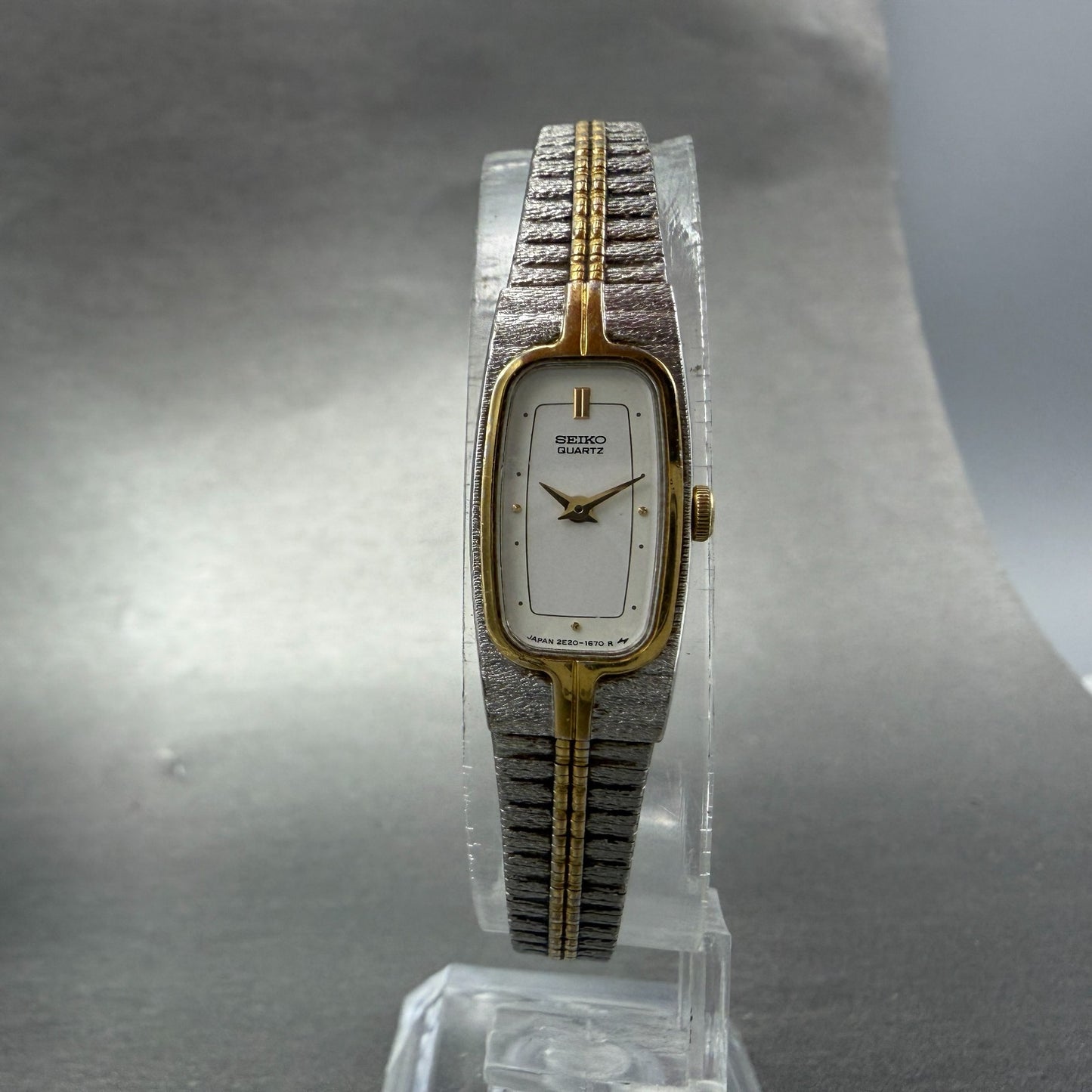 Seiko Tank Watch Women 13mm Gold Dial Gold Tone Rectangle 2E20-6319 New Battery65