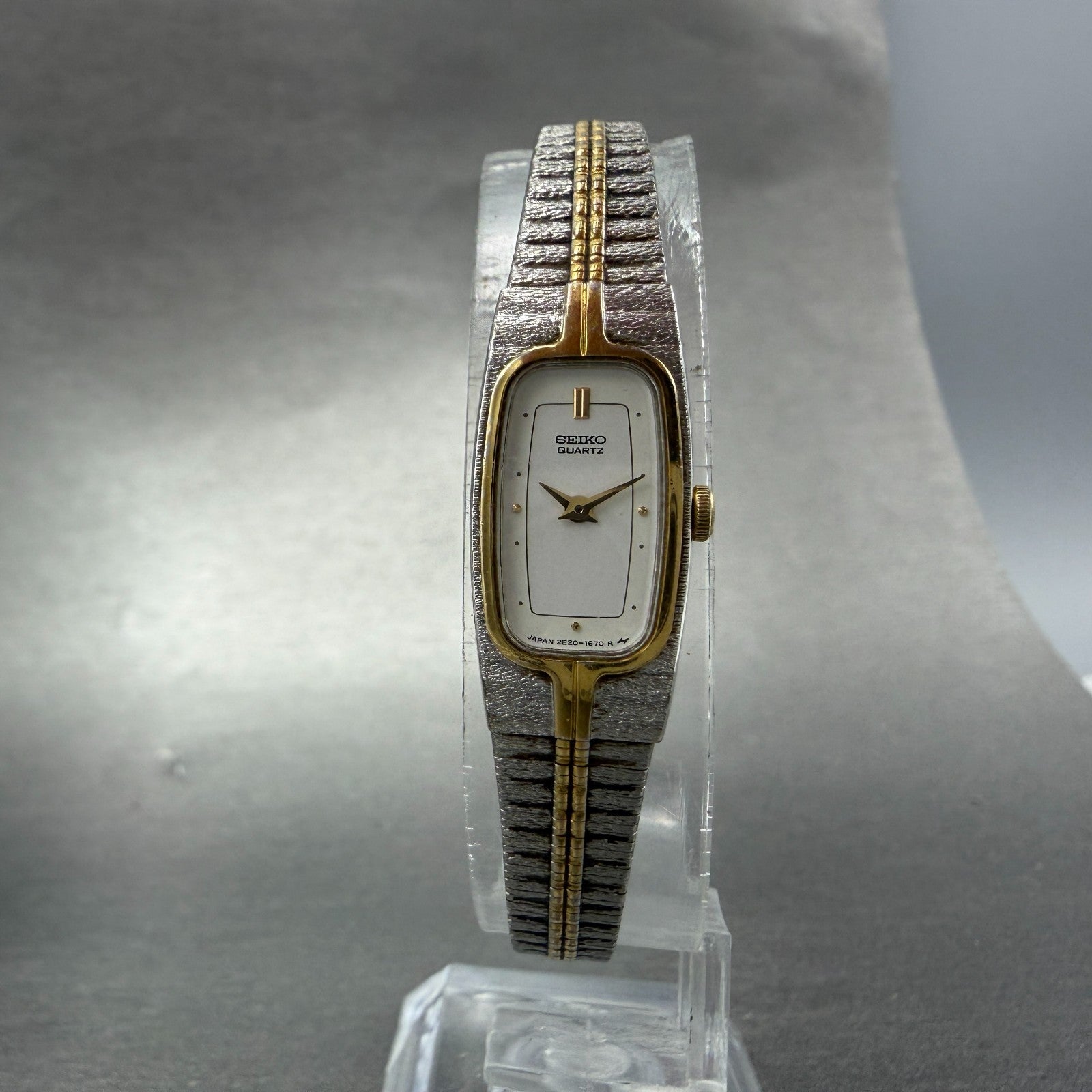 Seiko Tank Watch Women 13mm Gold Dial Gold Tone Rectangle 2E20-6319 New Battery65