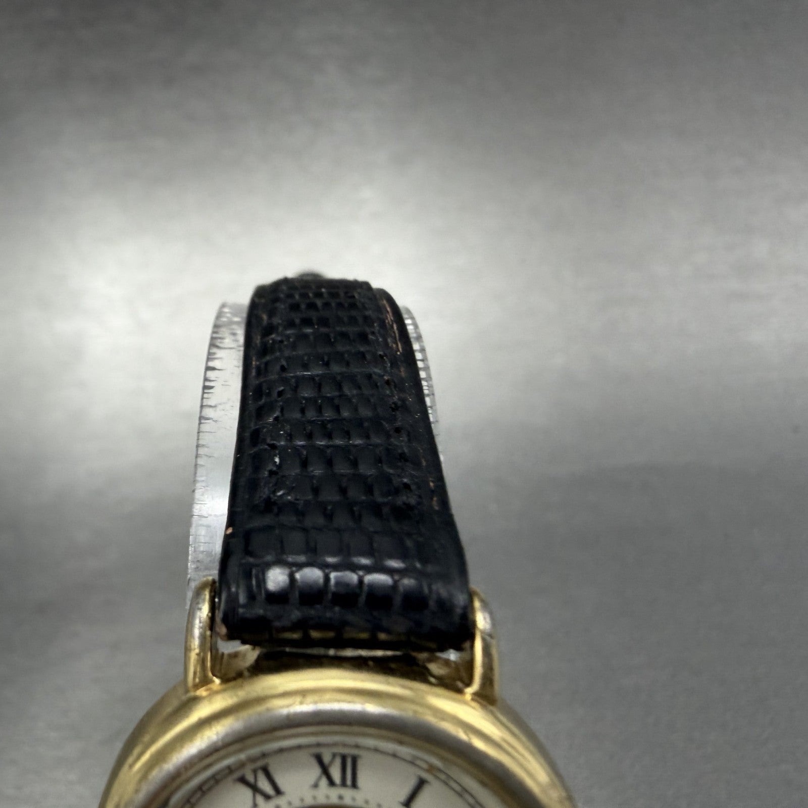 Seiko Alba Success Moon Phase Watch Women 25mm White Dial Gold Tone New Battery4