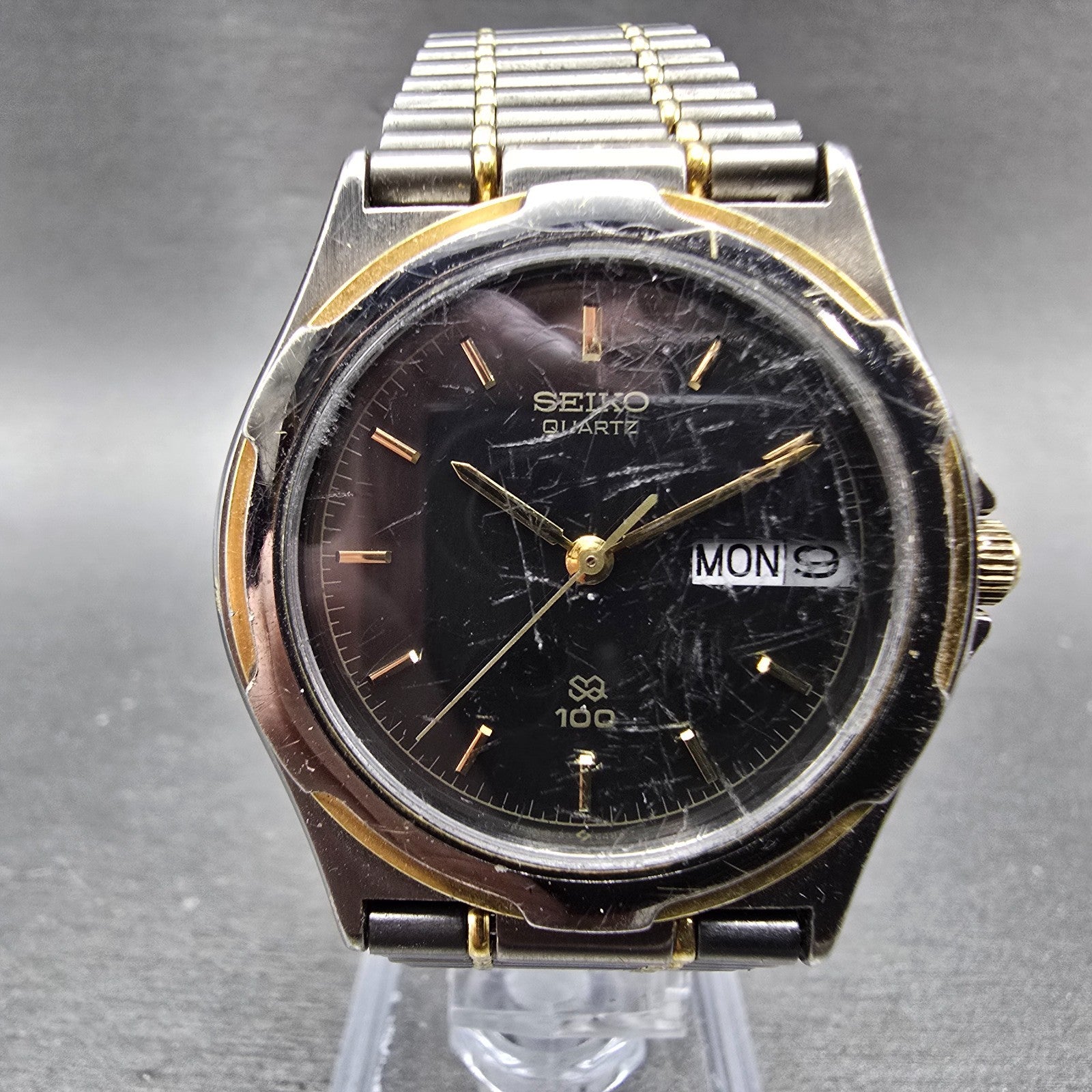 Seiko SQ Watch Men 34mm Black Dial Two Tone Daydate Round 8123-6349 PARTS0