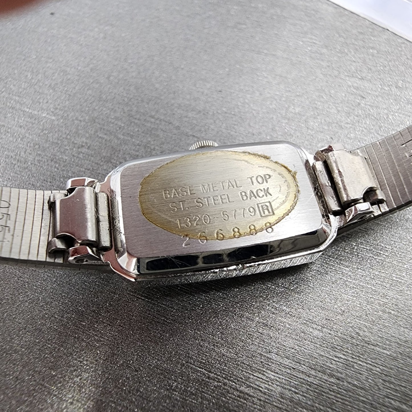 Seiko Tank Watch Women 14mm Silver Dial Silver Tone 13205779 New Battery9