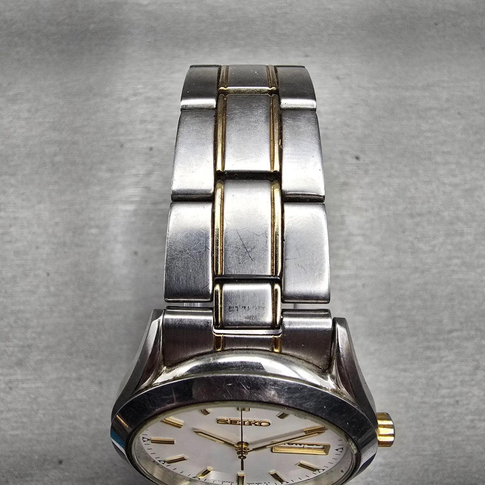 Seiko Watch Men 37mm White Dial Two Tone Daydate Round 7N43-9070 New Battery4