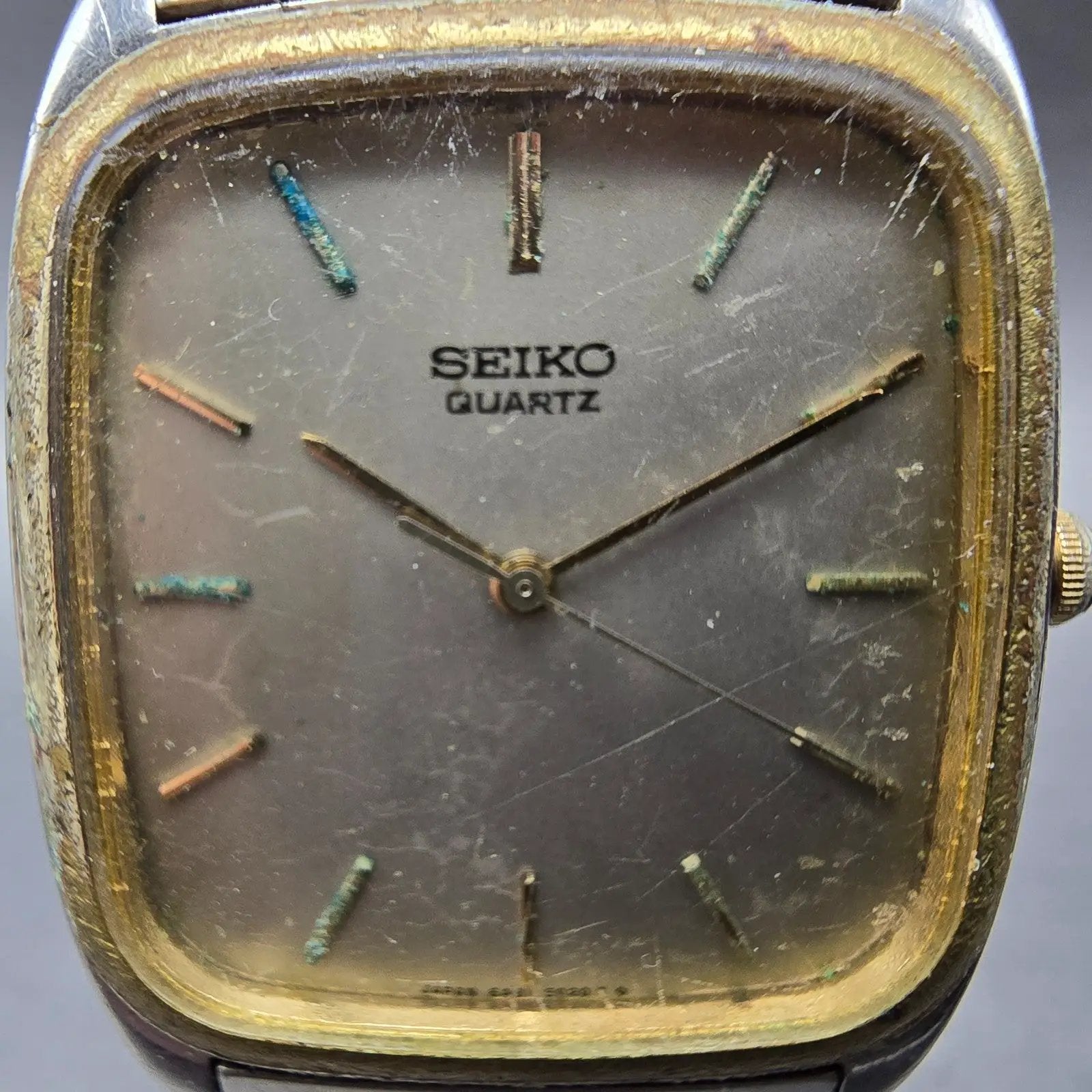 Seiko Watch Men 30mm Silver Dial Two Tone Rectangle 6431-5010 PARTS Vintage2