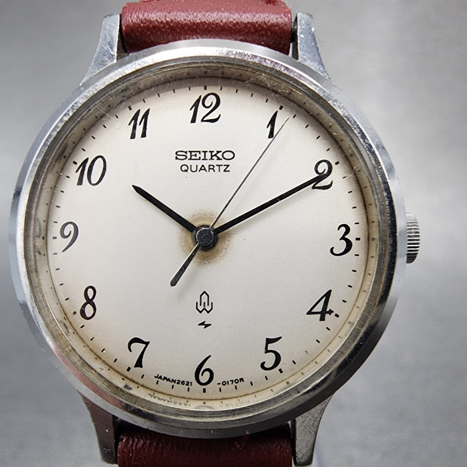 Seiko Watch Women 26mm Silver Dial Silver Tone Round 26210020 New Battery0
