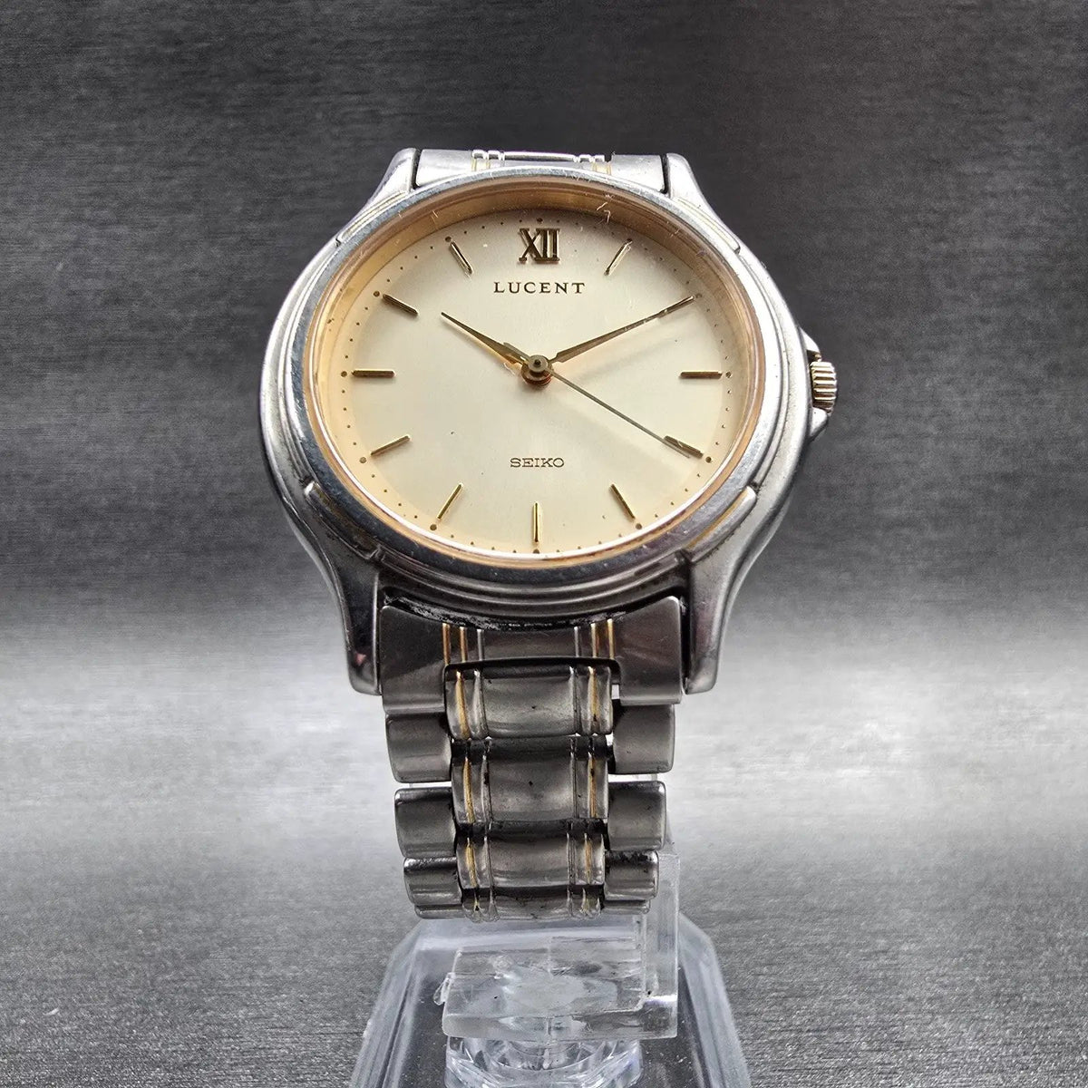 Seiko Lucent Watch Men 32mm Champagne Dial Silver Round 5E21-6B00 New Batt JDM5