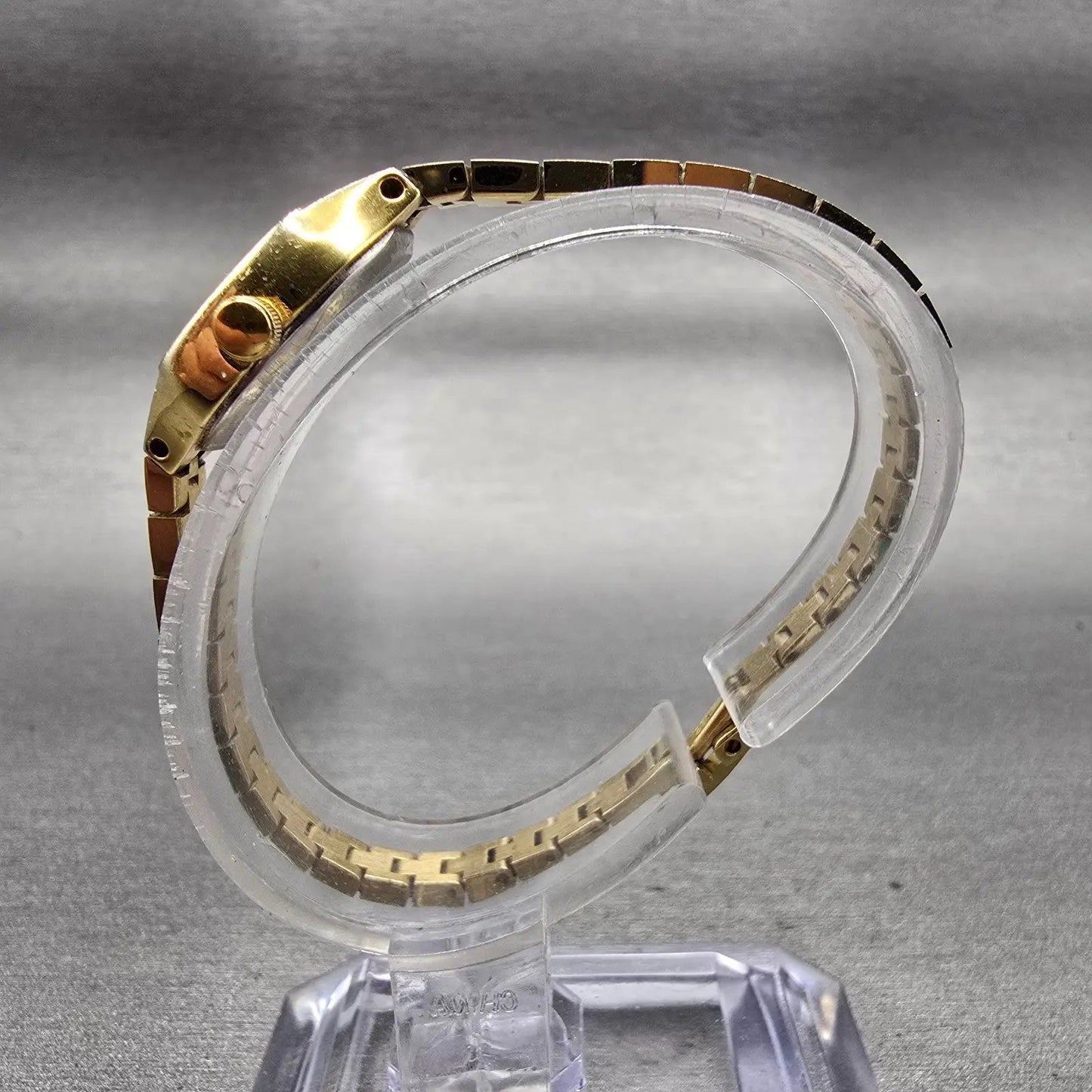 Citizen CQ Watch Women 17mm Black Dial Gold Tone Rectangle 3220-S20889 New Batt6