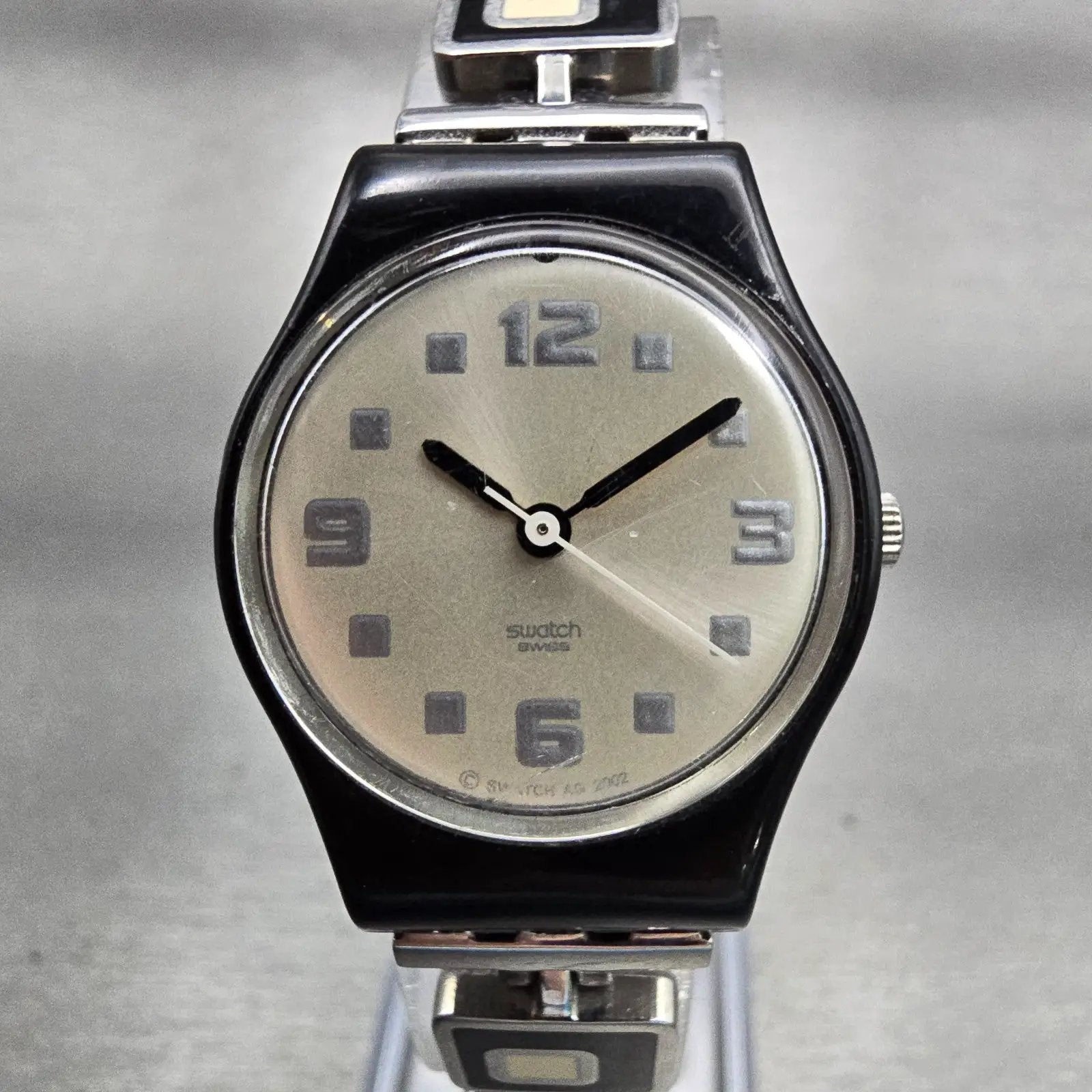 Swatch Lady Chessboard Watch Women Ivory Dial Black Case Round LB160G New Batt0