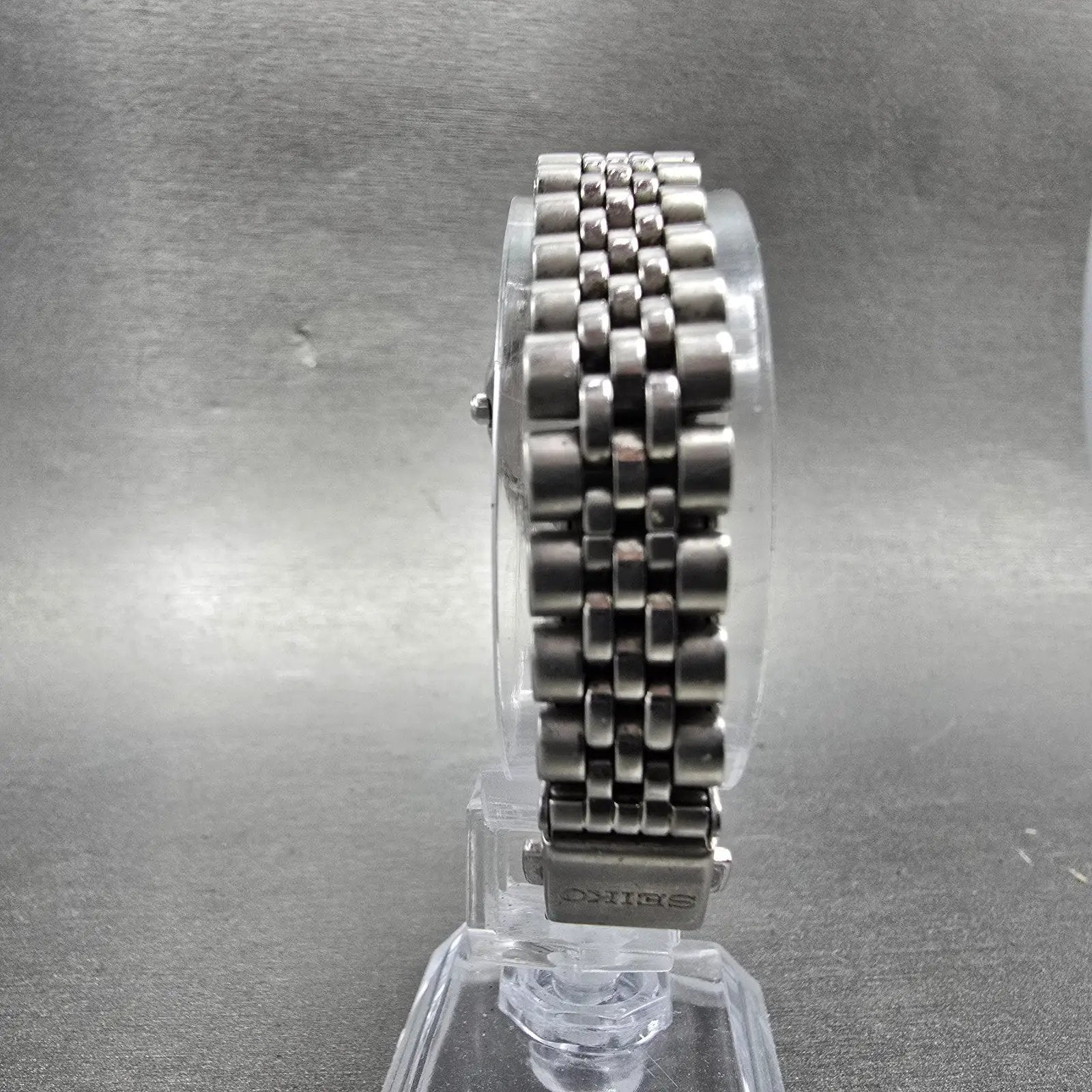 Seiko Solar Watch Women 25mm MOP Dial Silver Tone Round V117-0AN0 PARTS8