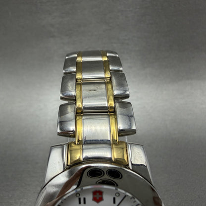 Victorinox Swiss Army Peak Watch Women 30mm White Dial Two Tone Date New Battery4