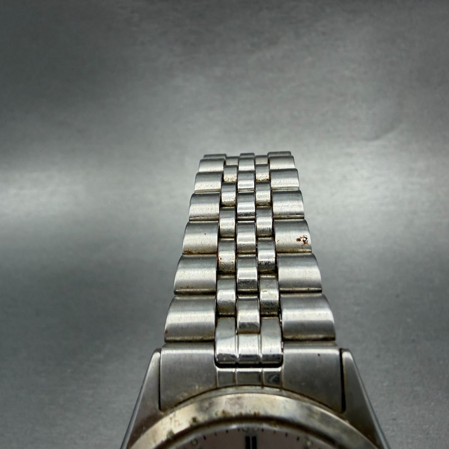 Citizen CQ Watch Men 36mm Silver Dial Silver Tone Daydate 6100-S96389 NewBattery4