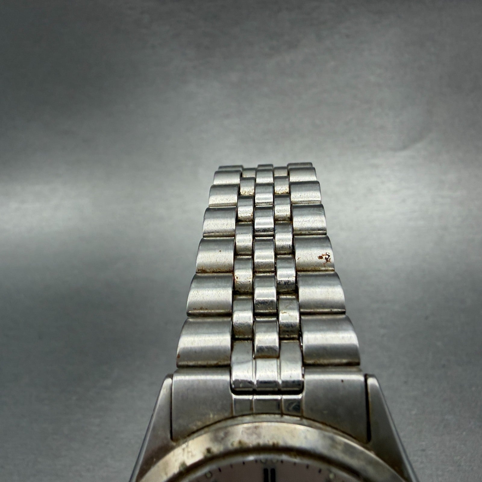 Citizen CQ Watch Men 36mm Silver Dial Silver Tone Daydate 6100-S96389 NewBattery4