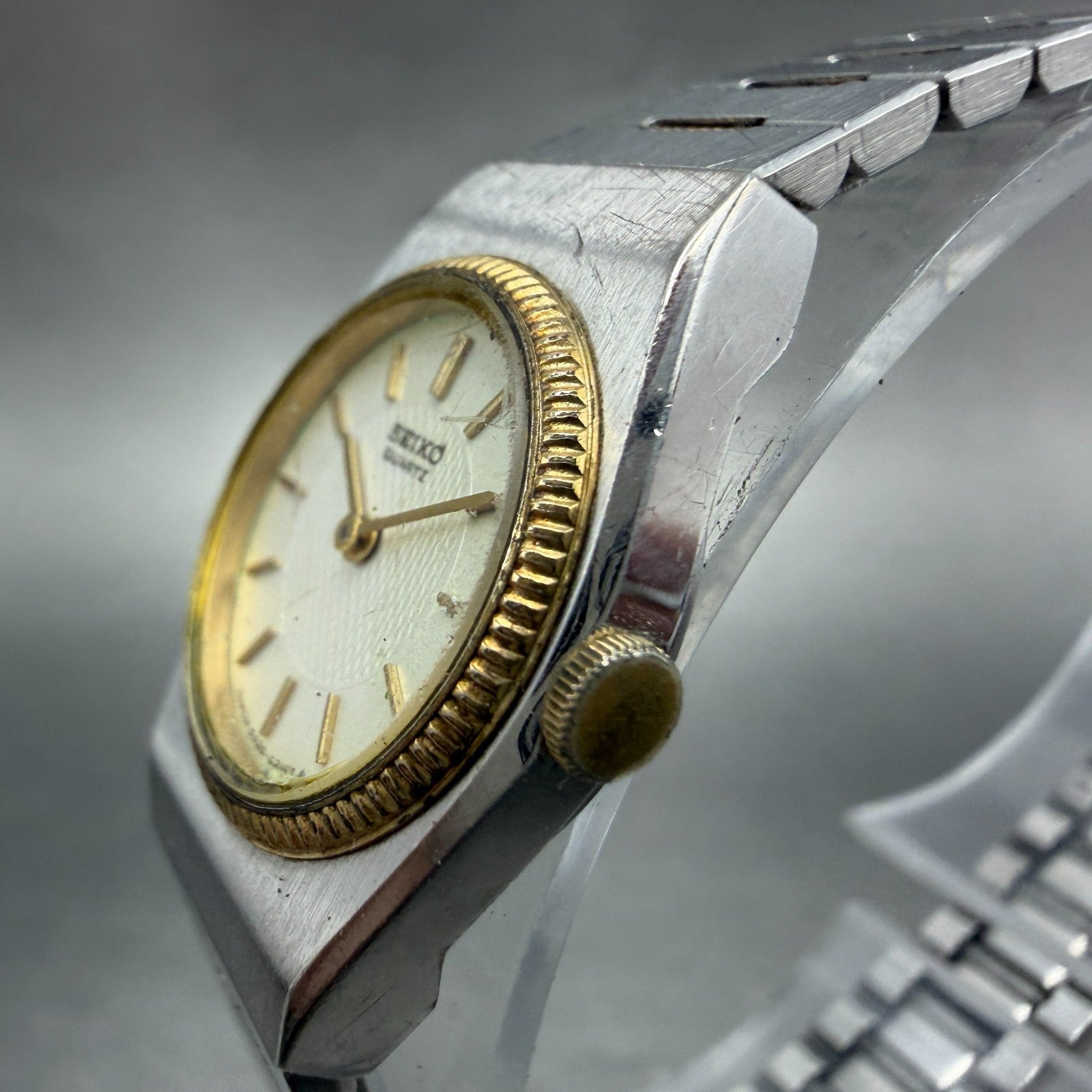 Seiko Watch Women 20mm Silver Dial Two Tone Round 5420-0059 New Battery Vintage2