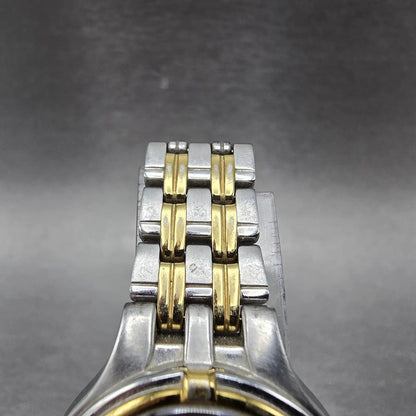 Seiko Solar Watch Women 28mm White Dial Two Tone Date Round V187-0AA0 Runs4