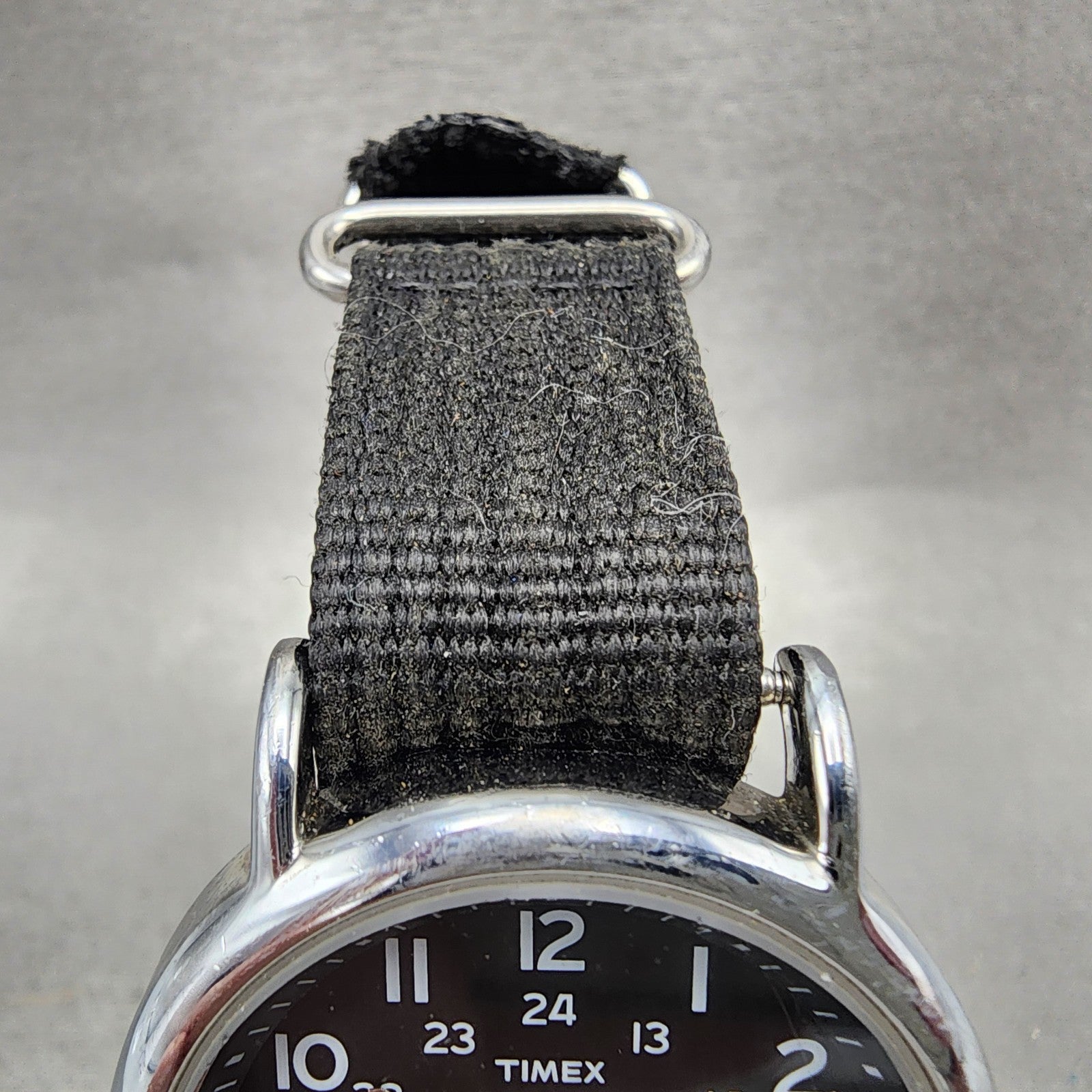 Timex Weekender Watch Men 38mm Cream Dial Silver Tone Indiglo READ!! New Battery4