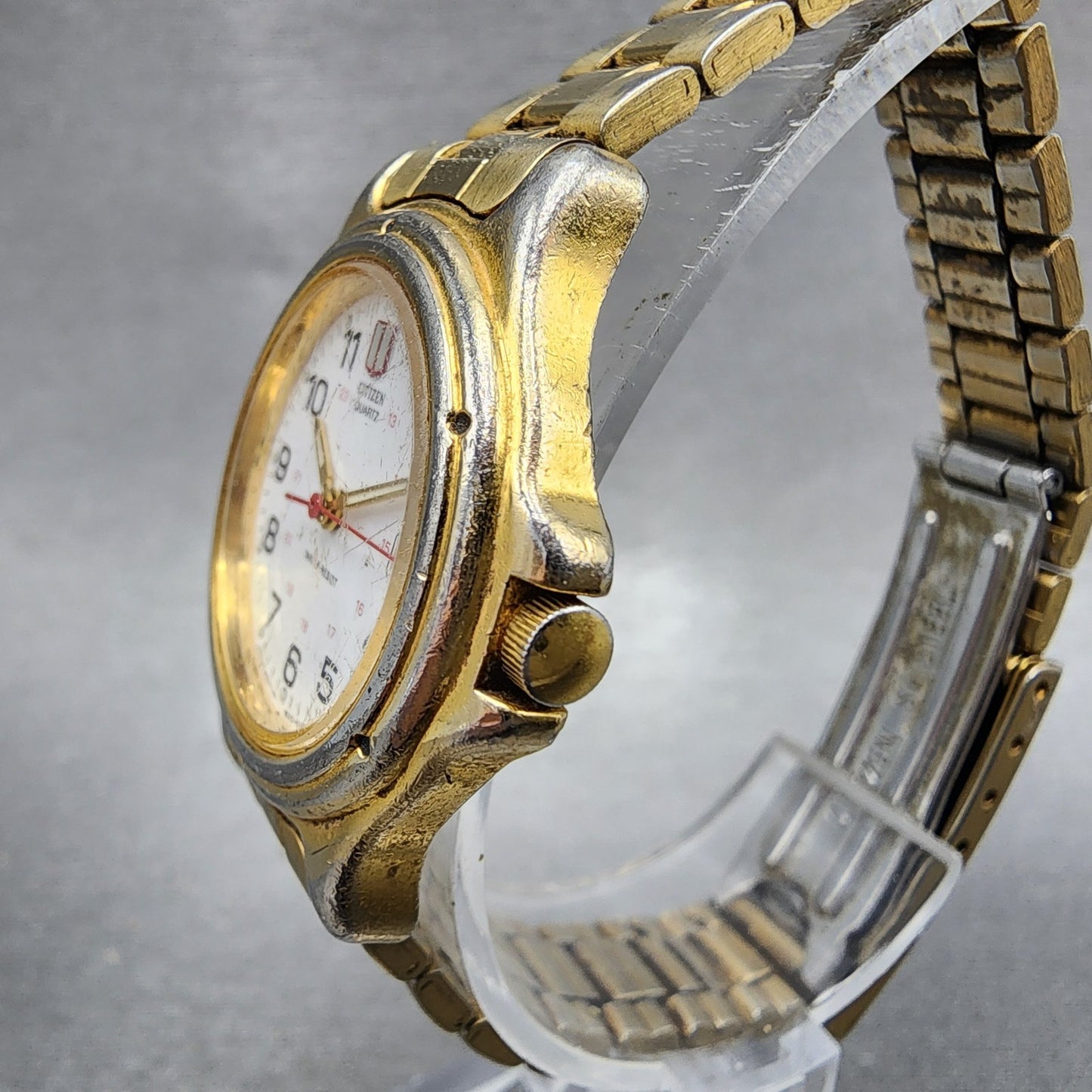 Citizen Watch Women 27mm White Dial Gold Tone Date 6010S37668 New Battery ABC122