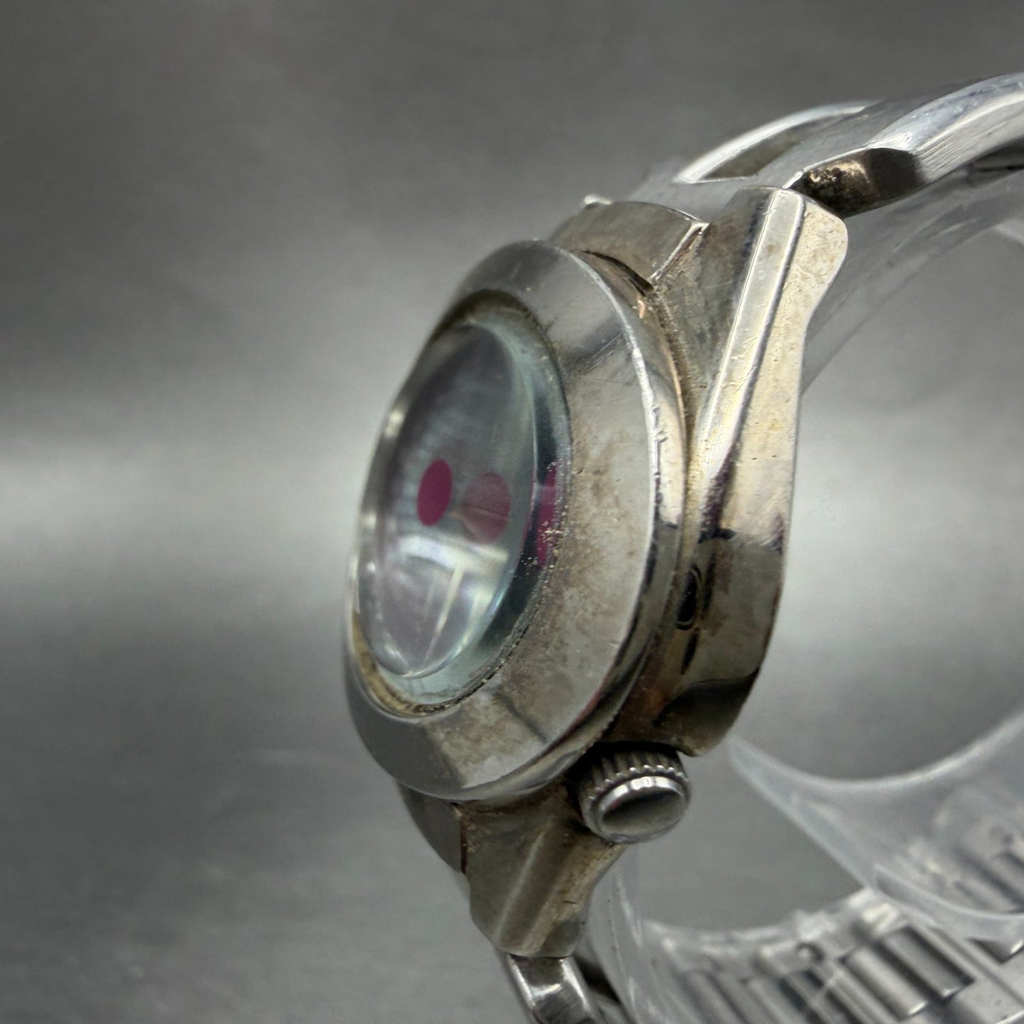 Seiko ALBA AKA Watch Women 33mm Red Dial Silver Tone Date V782-5A40 New Battery2