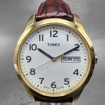 Timex Easy Reader Watch Men 36mm White Dial Gold Tone Round Daydate New Battery0