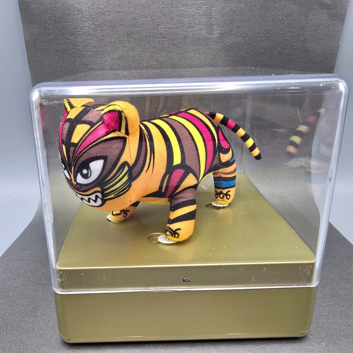 Swatch Chinese New Year Special Box GR152 Year of Tigger Plush Vintage4