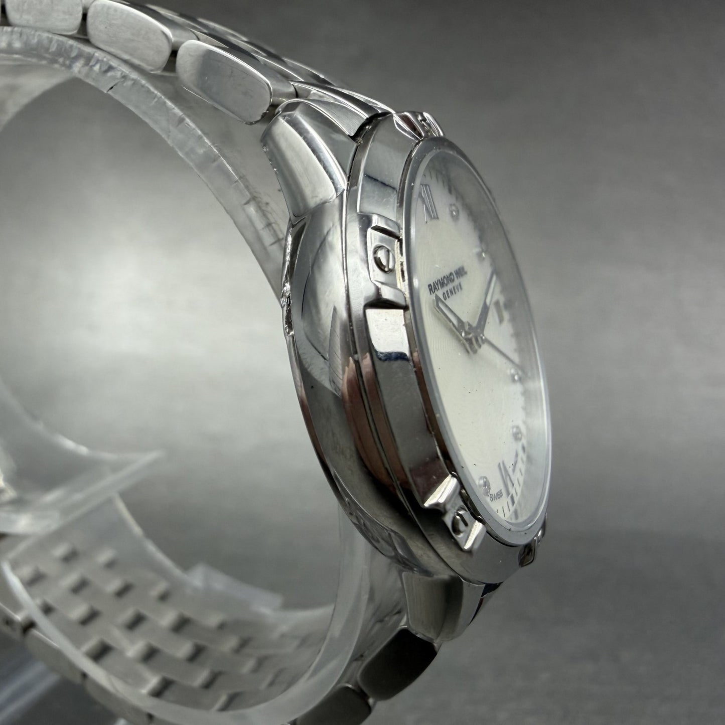 Raymond Weil Tango Watch Women 30mm MOP Dial Steel Diamonds 5960 New Battery3