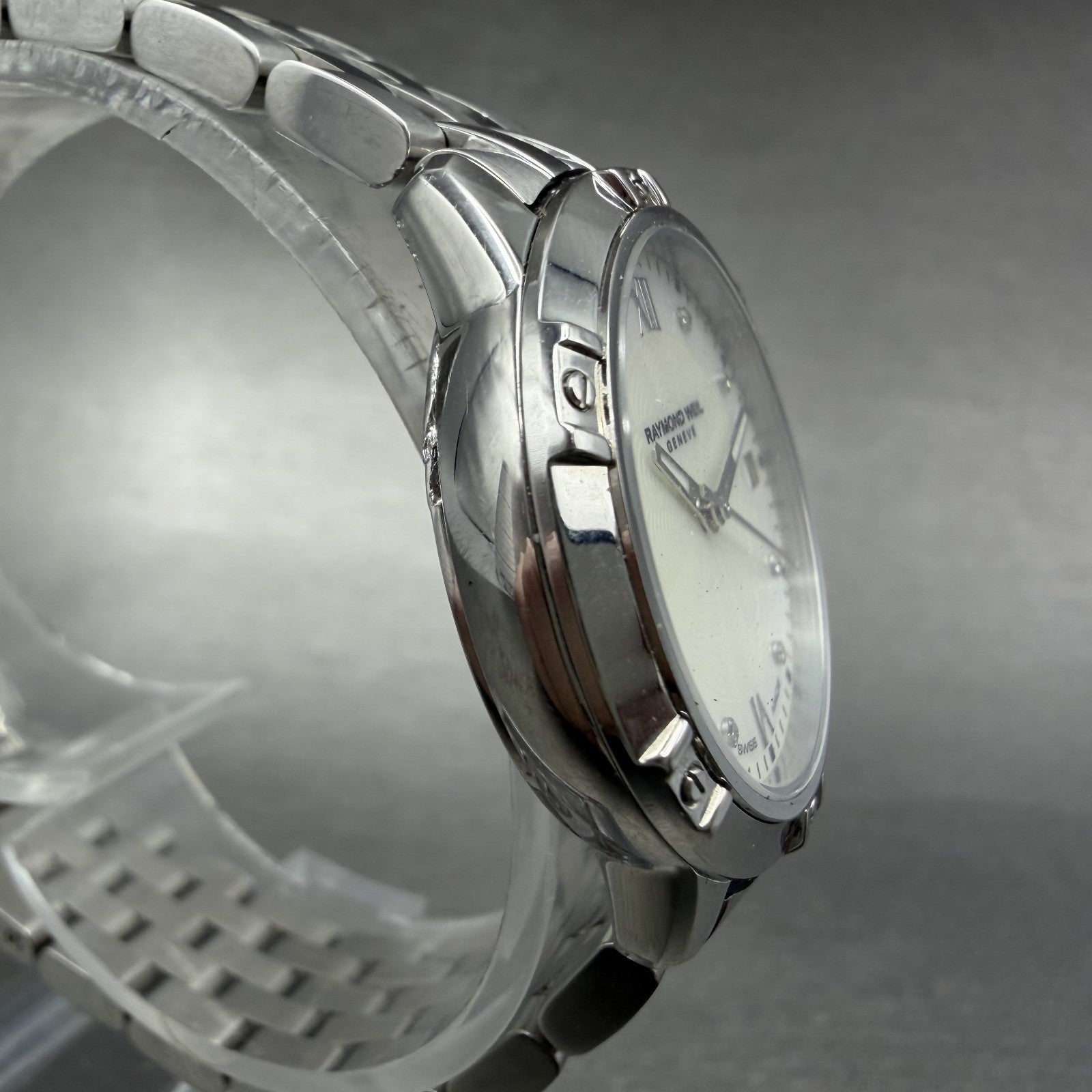 Raymond Weil Tango Watch Women 30mm MOP Dial Steel Diamonds 5960 New Battery3