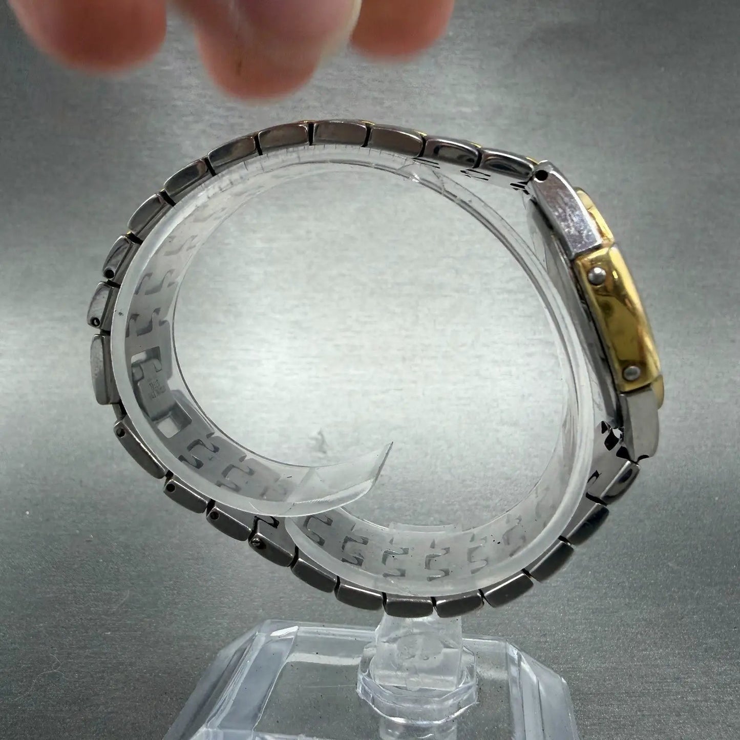 48181011