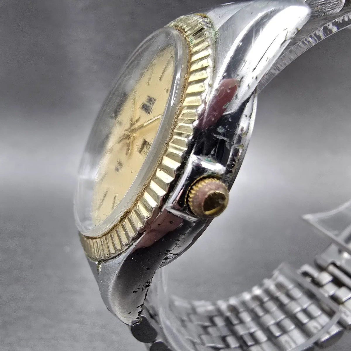 Timex President Watch Men 34mm Champagne Dial Two Tone Daydate Round New Batt 52