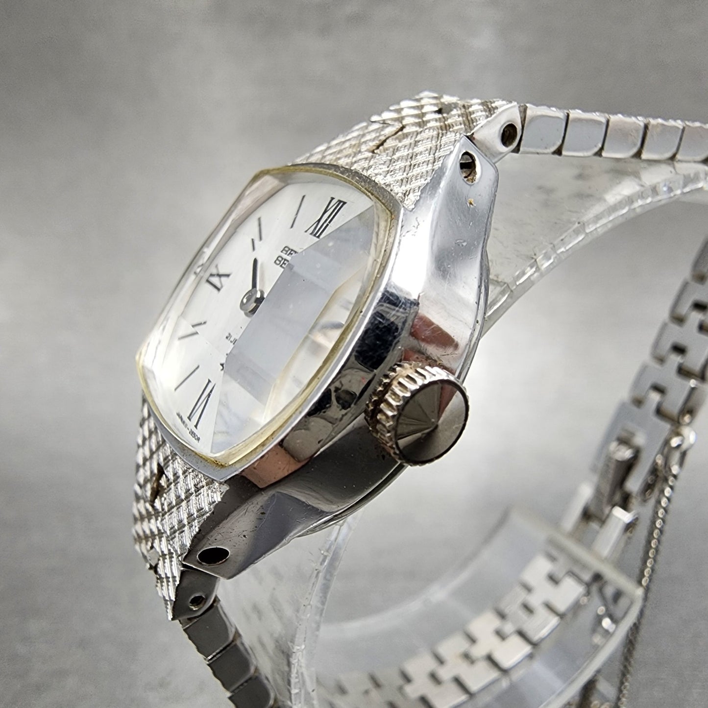 Seiko Watch Women Silver 21mm Dial Silver Tone Manual Round 117850 Runs2