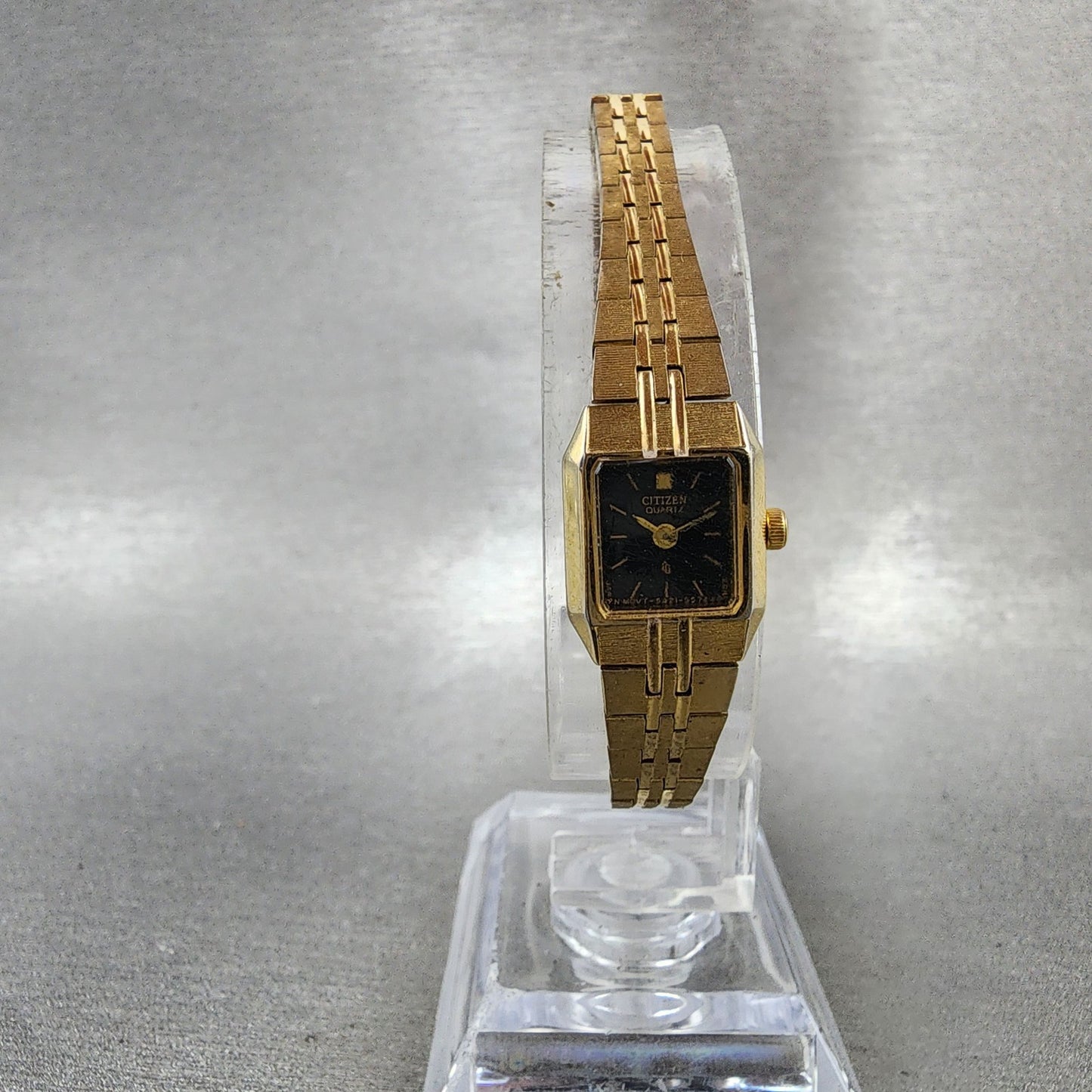 Citizen CQ Tank Watch Women 13mm Black Dial Gold Tone 5421S18531 New Batt5