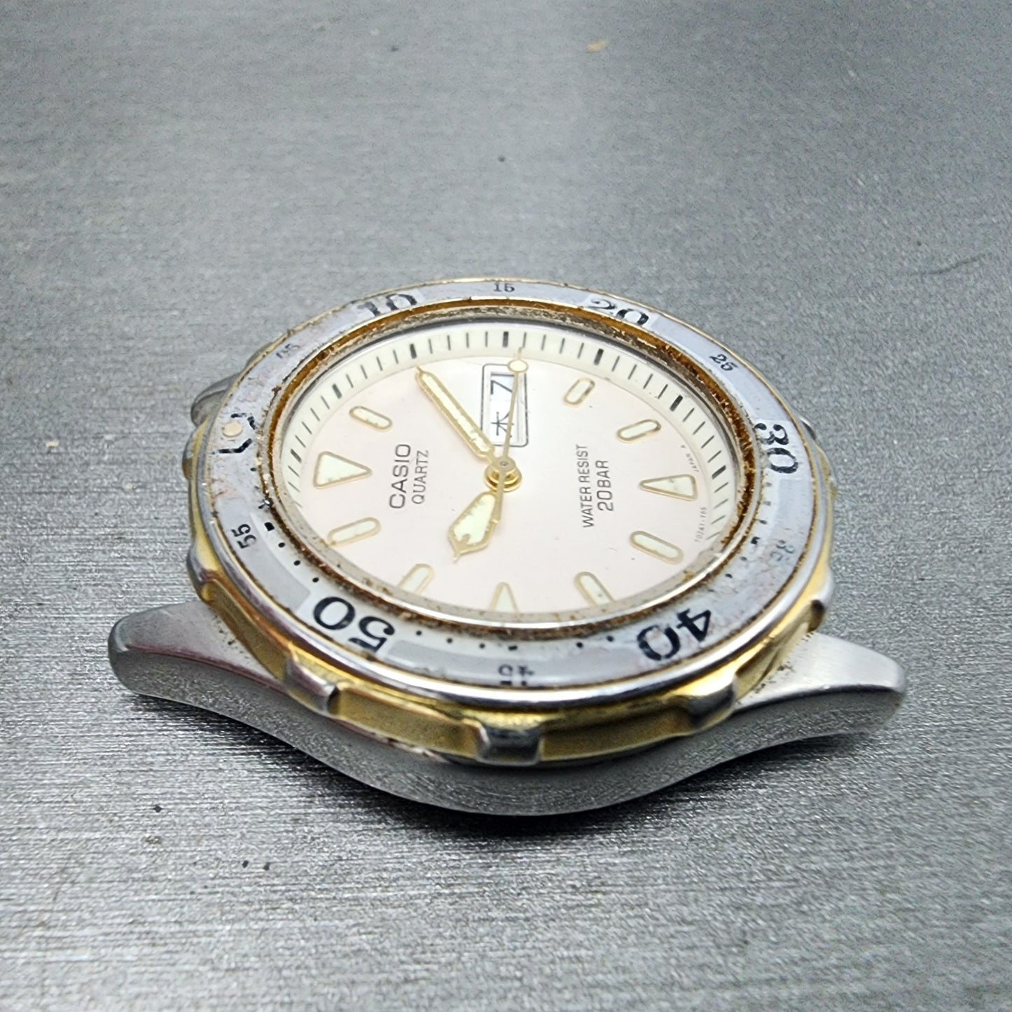 Casio Dive Watch Men 36mm White Dial Two Tone Daydate Round MD715 PARTS4
