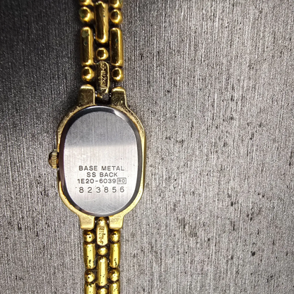 Seiko Watch Women 14mm Gold Dial Gold Tone Oval 1E20-6039 New Battery Vintage10