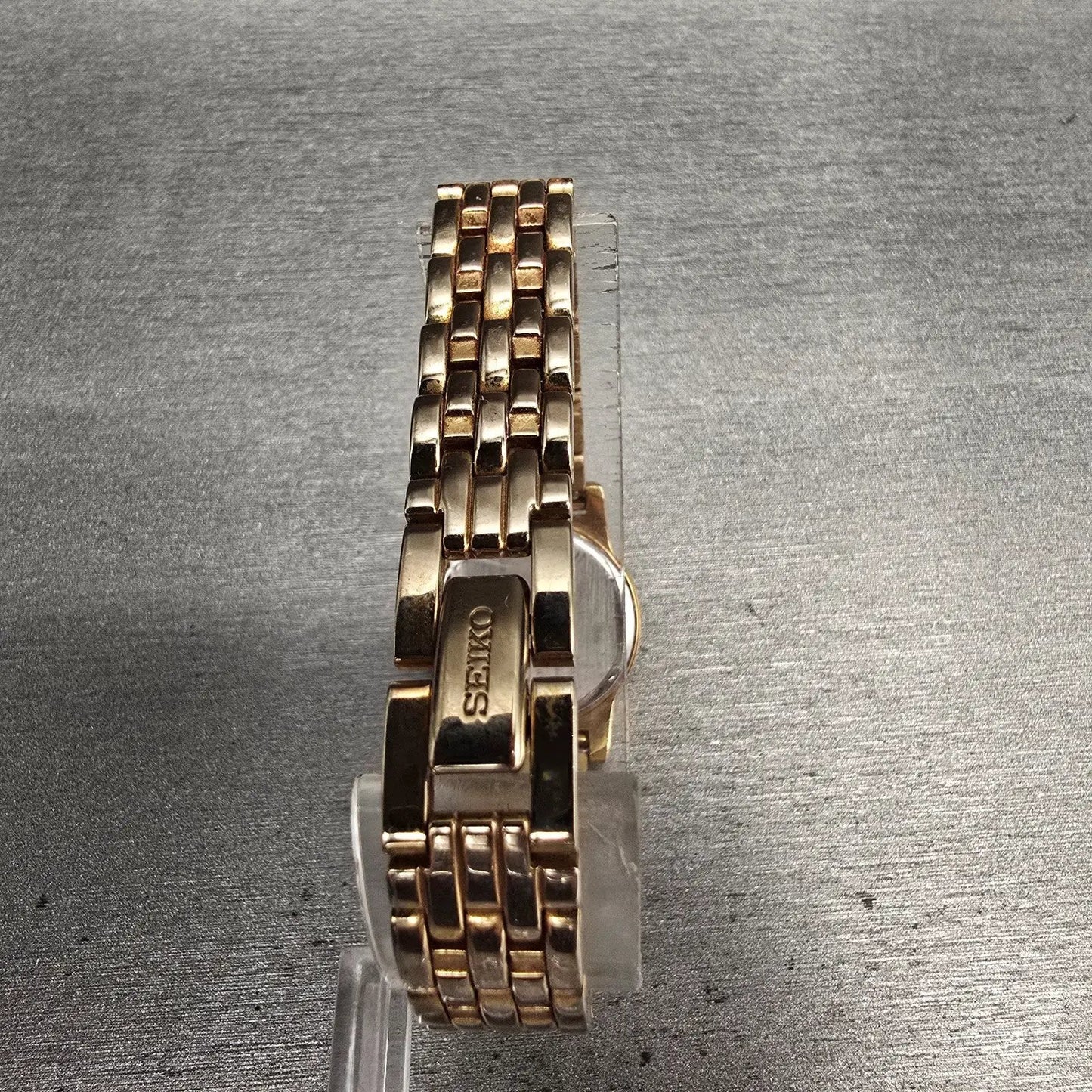 Seiko Watch Women 19mm Black Dial Gold Tone Round 1N01-0GD0 New Battery Vintaget7