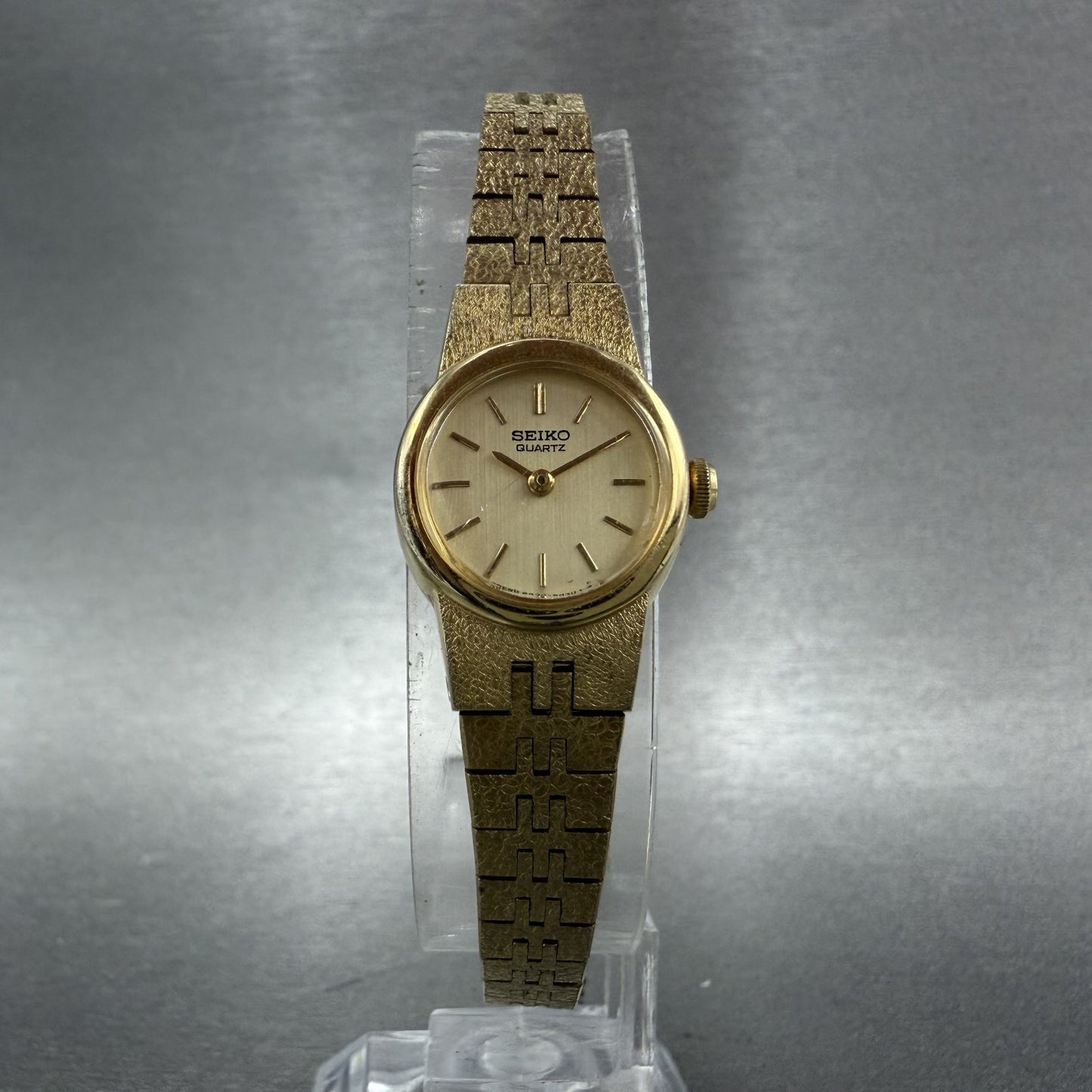 Seiko Watch Women 16mm Champagne Dial Gold Tone Round 54200039 New Battery5