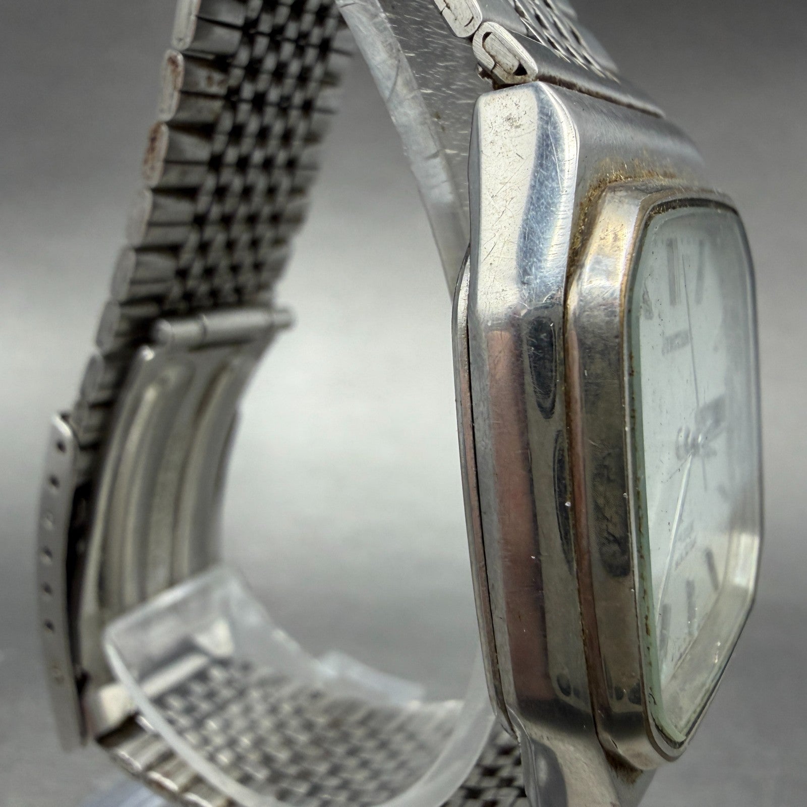 Citizen Vega Watch Men 30mm Silver Dial Silver Tone Daydate 5F00-L04080 PARTS4