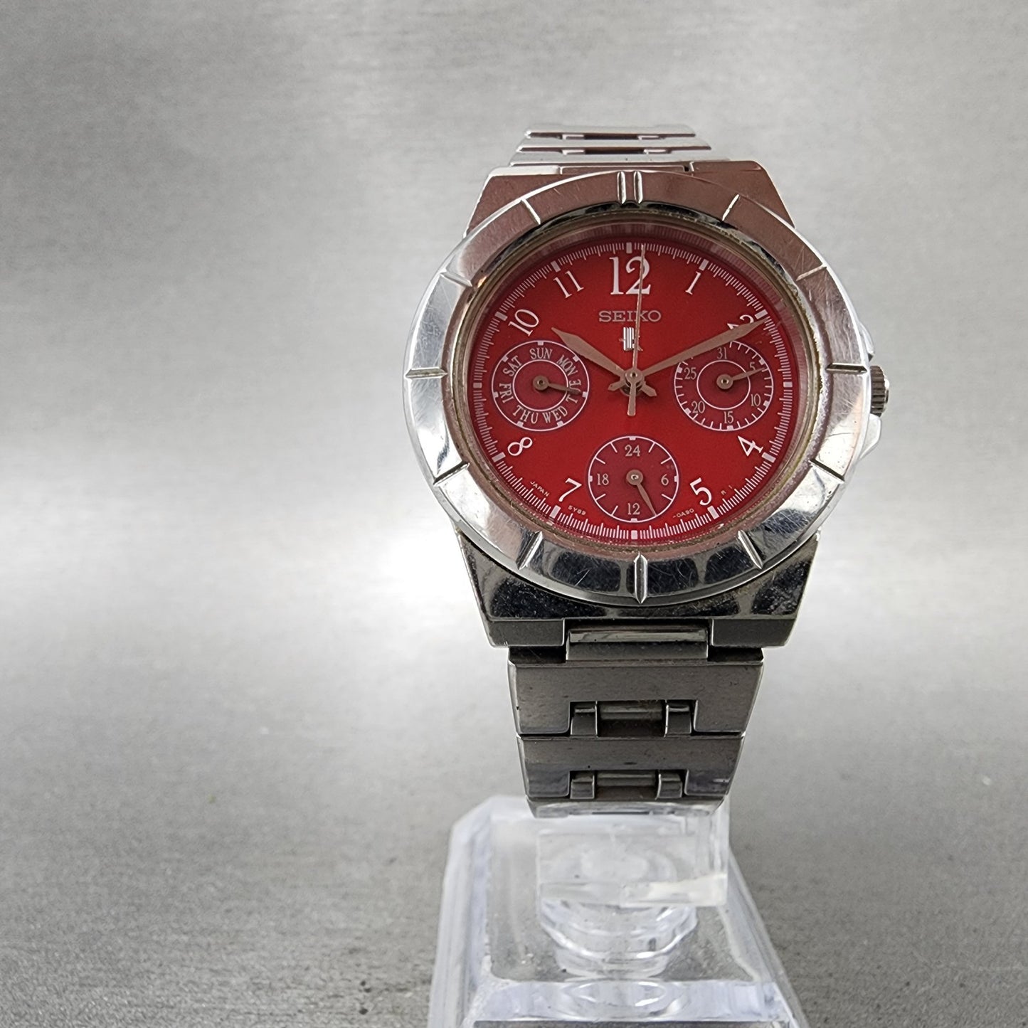 Seiko Lukia Watch Women 33m Red Dial Silver Tone Daydate 5y890b30 New Battery5
