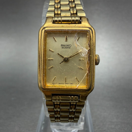 Seiko Tank Watch Women 18mm Champagne Dial Gold Tone Rectangle V401-5129 NewBat00
