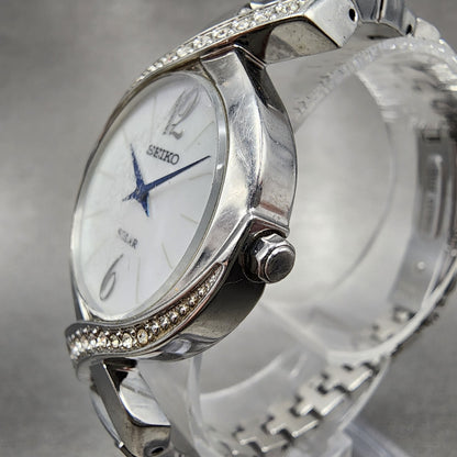 Seiko Solar Watch Women 28mm MOP Dial Silver Tone Round V1150BH0 Runs2