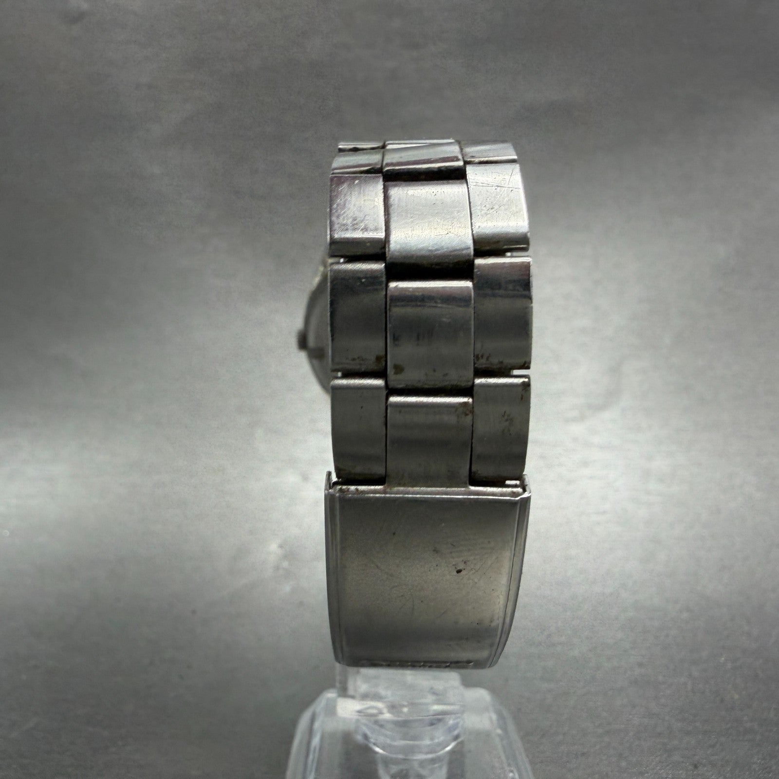 Seiko SQ Watch Men 35mm White Dial Silver Tone Daydate Round 7123-8429 New Batt7