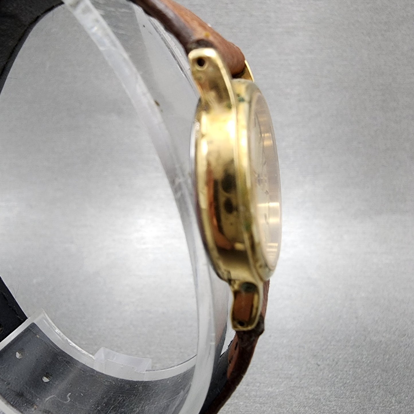 Seiko Watch Women 23mm Champagne Dial Gold Tone Round 2p210a9a New Battery3
