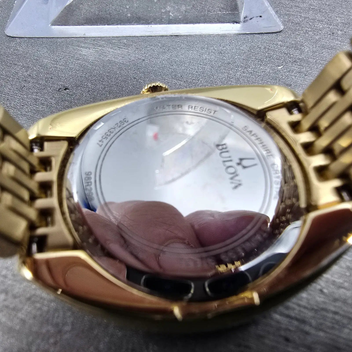 Bulova Watch Women 30mm White Dial Gold Tone Round 98R298 Crystal Bezel Works10