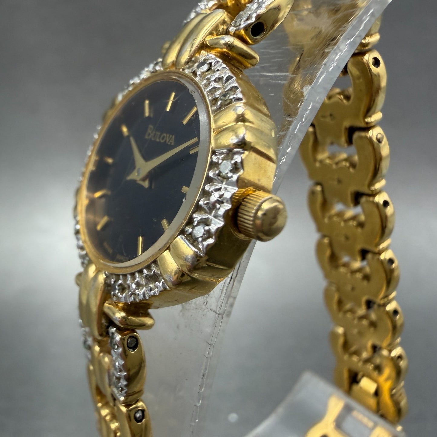 Bulova Watch Women 21mm Black Dial Gold Tone Round 98R07 New Battery Diamond2