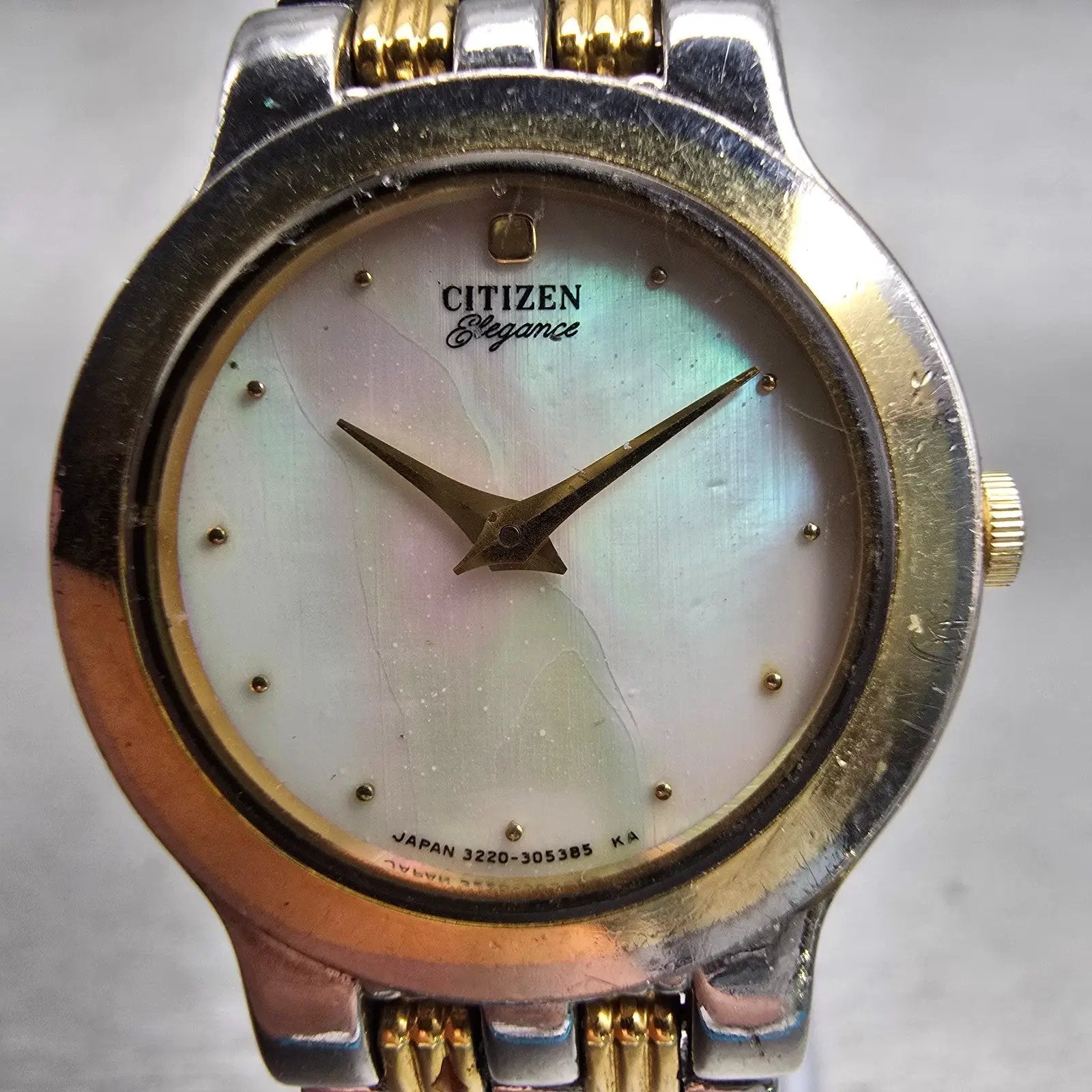 Citizen Elegance Watch Women 23mm MOP Dial Two Tone Round 3220-325303 New Batt1