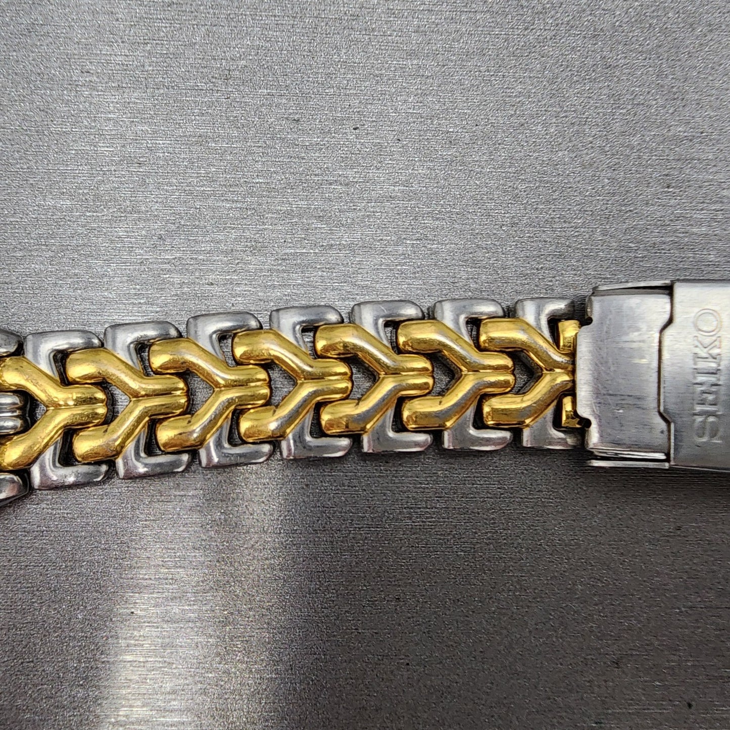 Seiko 7T326G20 Watch Case 37mm Two Tone Bracelet Round Chronogrpah Steel7