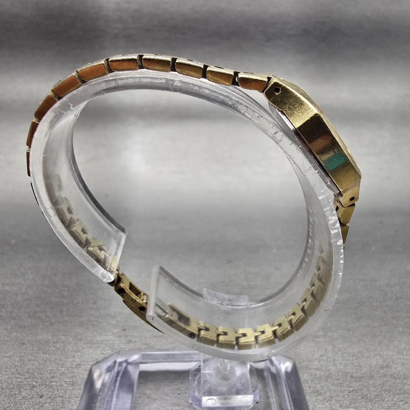 Seiko Watch Women 17mm Gold Dial Gold Tone Hexagon 1400-5319 New Battery Vintage8